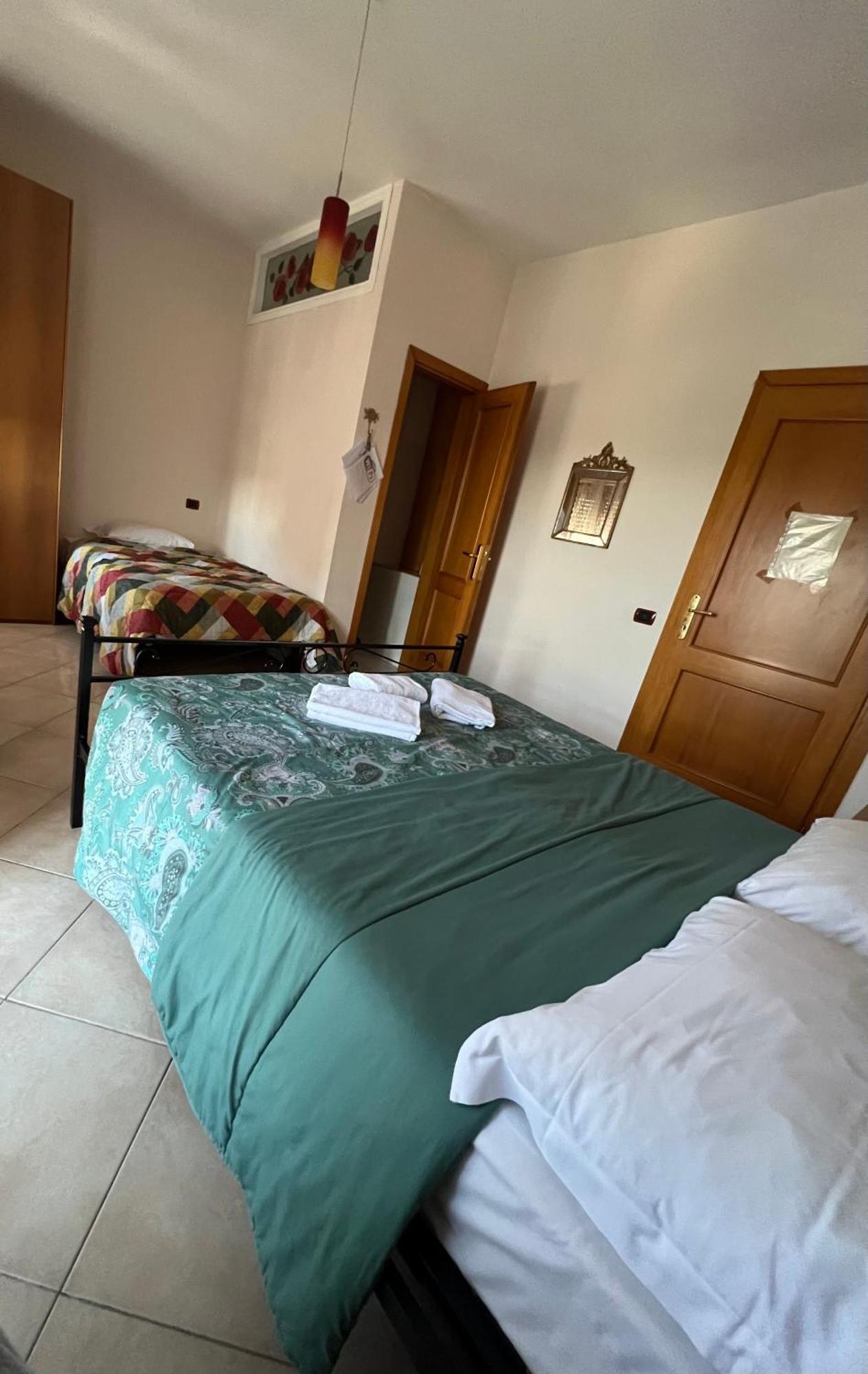 Nuova Fiera Apart. Ponte Galeria Ngoại thất bức ảnh